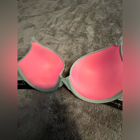 Wear everywhere push up bra | Pink / Victoria’s secret - Picture 3 of 4